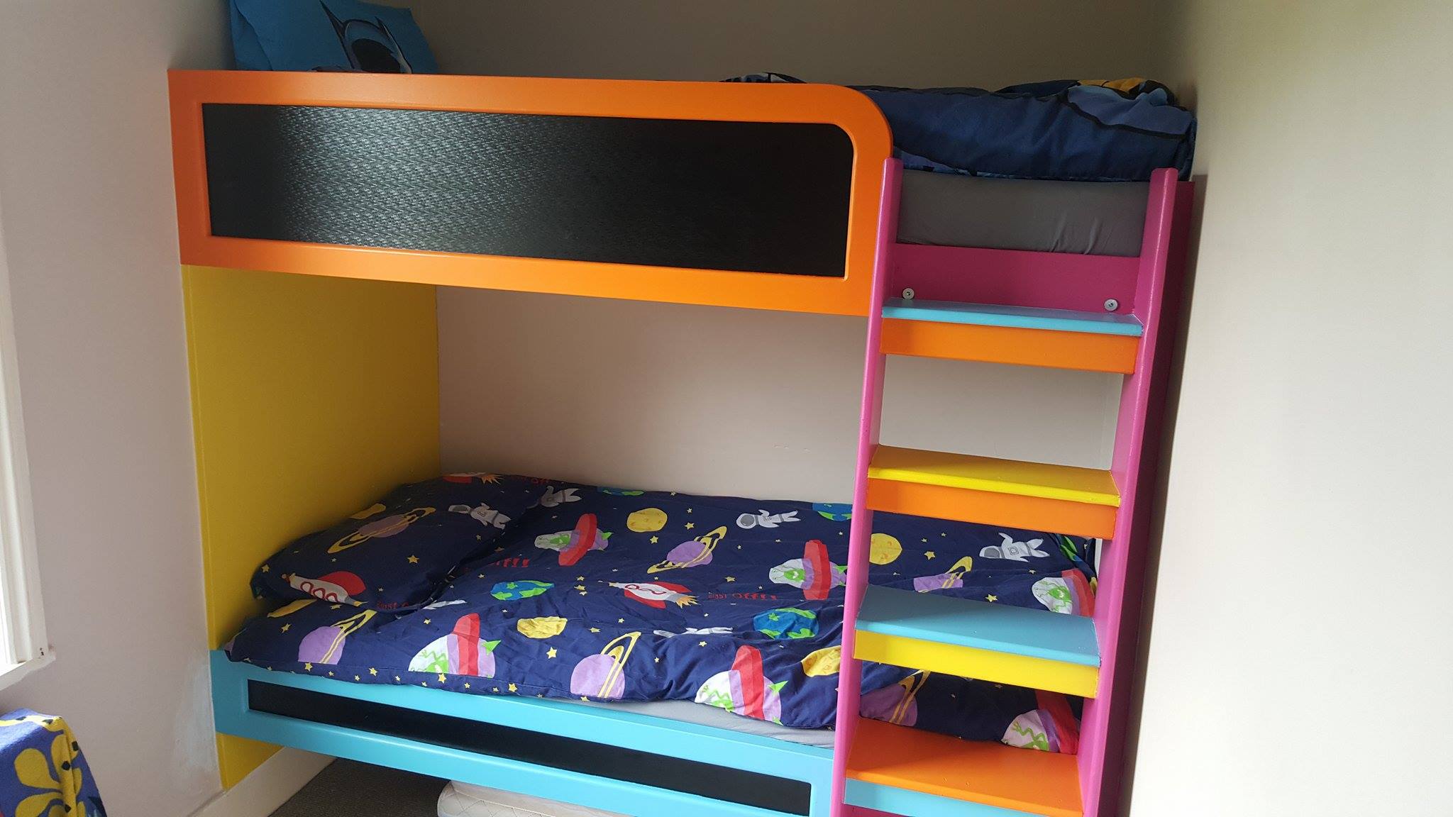 Bespoke beds Wood Work Wonders